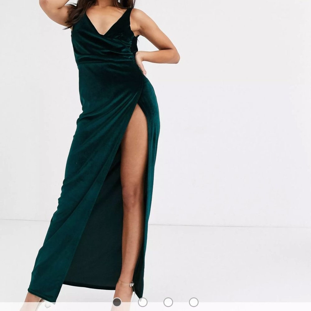 NWT ASOS DESIGN Petite velvet maxi dress w/ slit